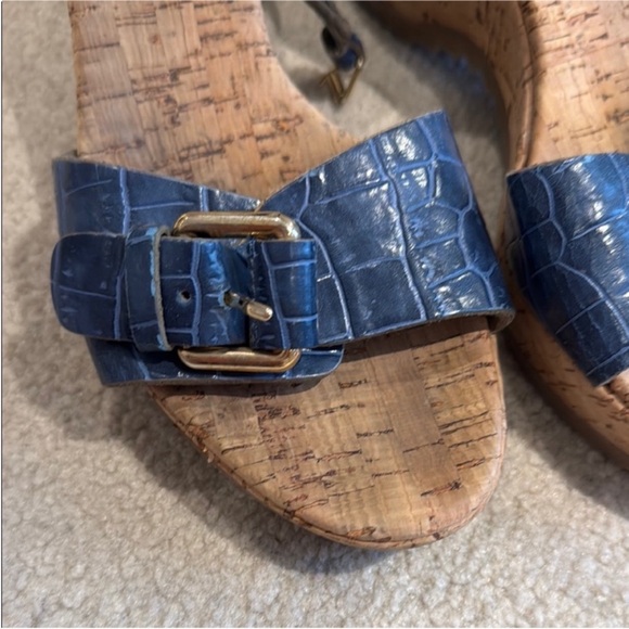 Stella McCartney authentic Blue Croc-Embossed Wedge Sandals - Picture 3 of 7